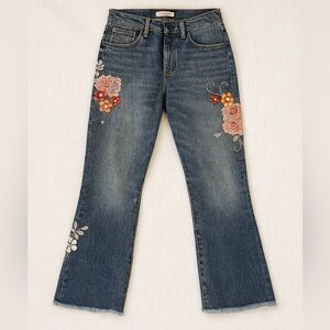 JOHNNY WAS Embroidered Baby Boot Cut size 31